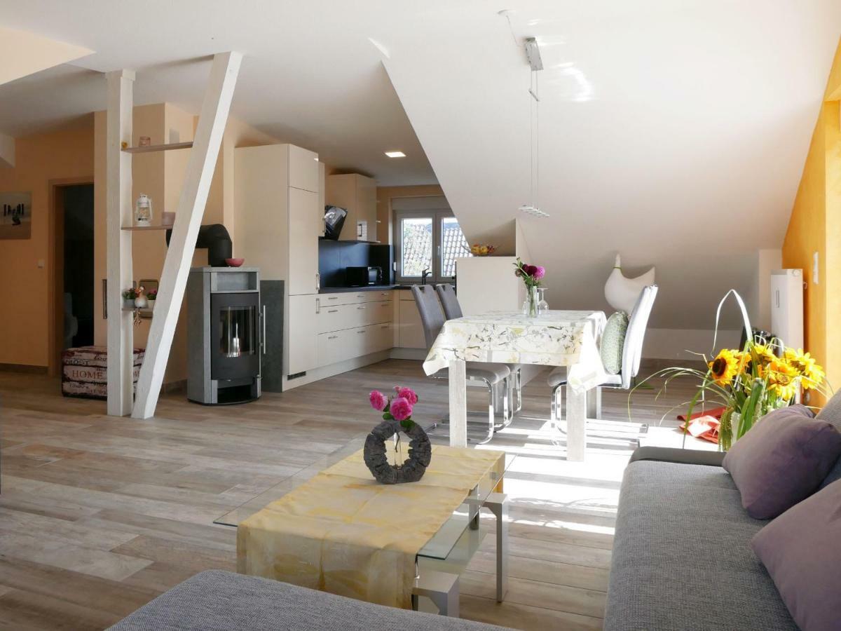 Ferienwohnung Kirschblüte Mosbach  Exterior foto